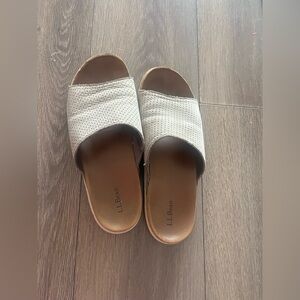 L.L. Bean Women's grey leather Slide Sandals